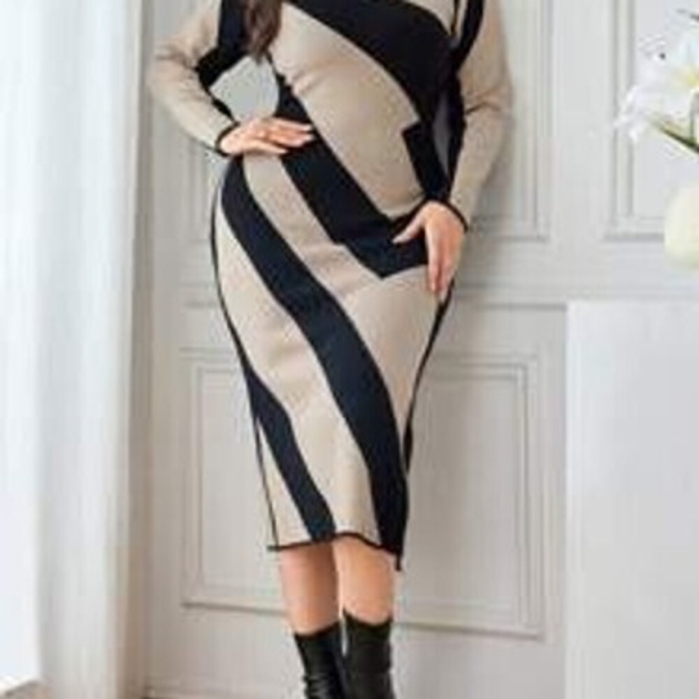 Plus Size Women Striped Round Neck Long Sleeve Maxi Length Fitted Dress